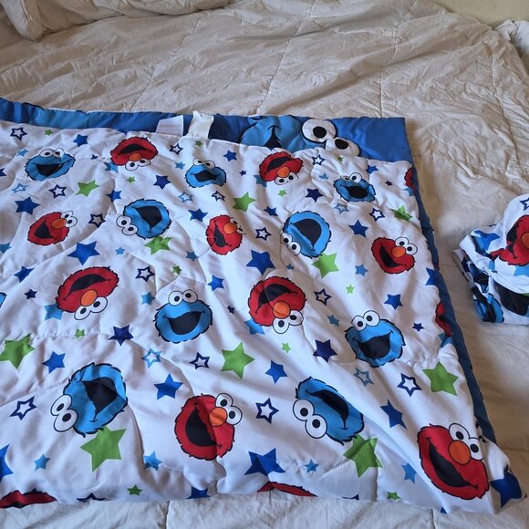 Sesame Street Elmo Cookie Monster 4 Pc Toddler Bed Set Blue Red Green New... - Picture 3 of 9